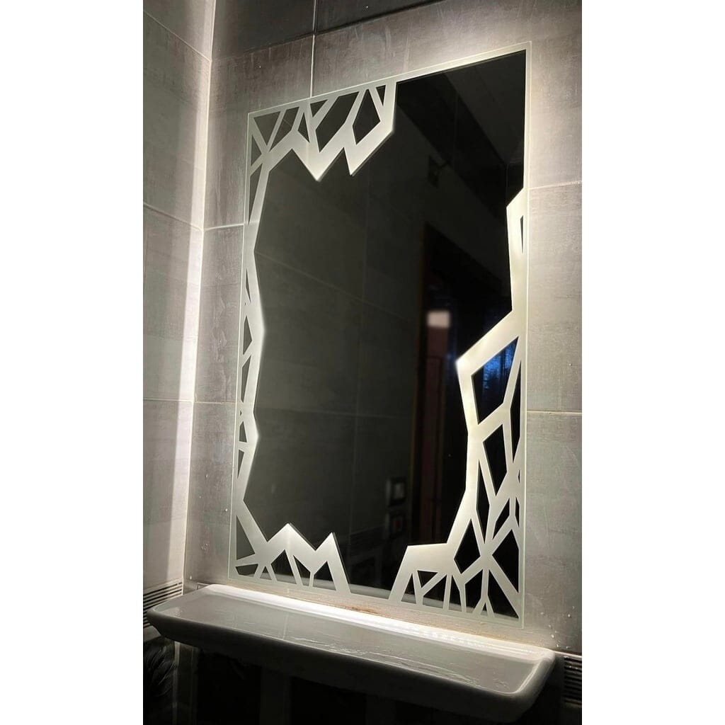 مرايا ليد ورم شكل حجرى زجاج شفاف - 50×80 سم